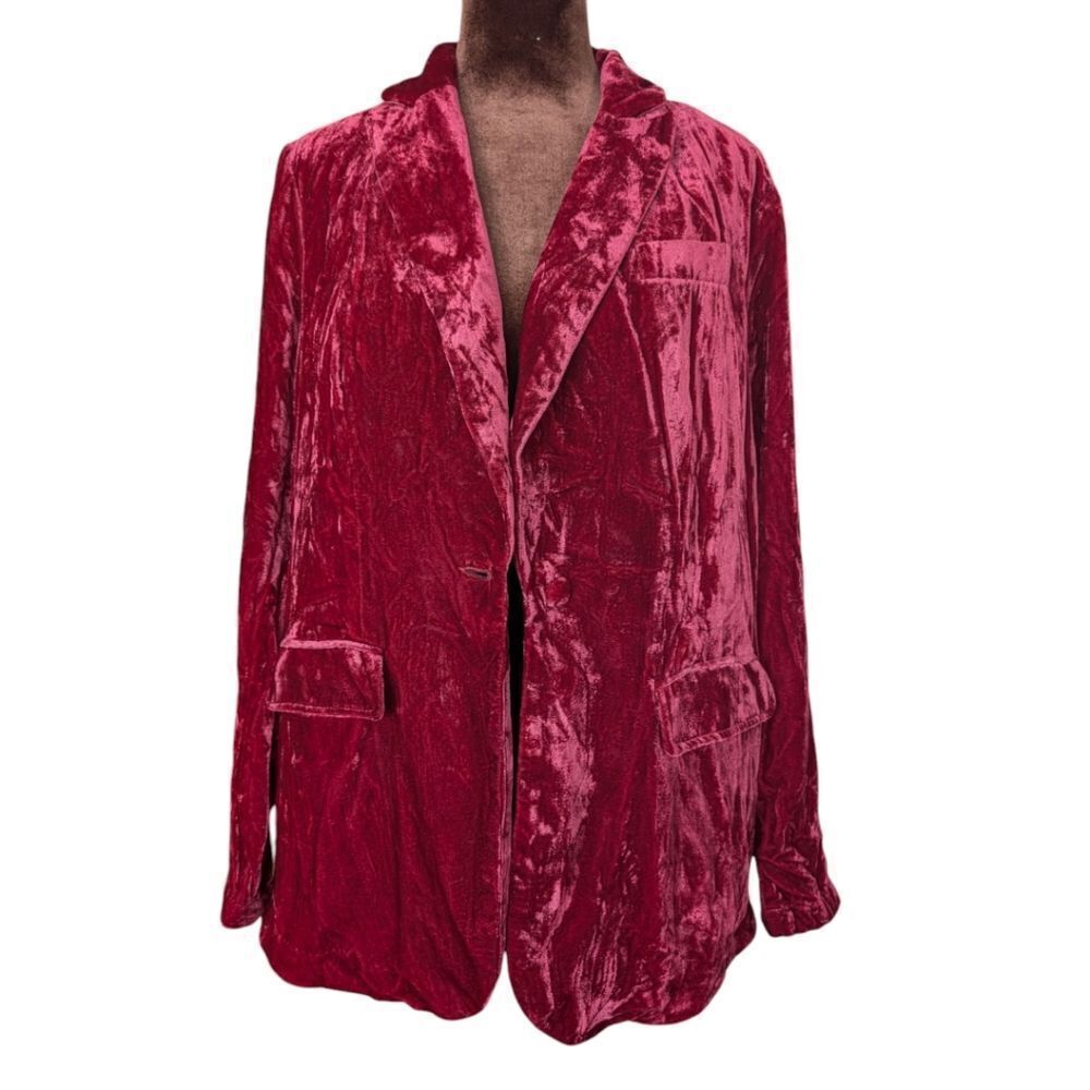 Torrid Raspberry Red Velvet Blazer Size M